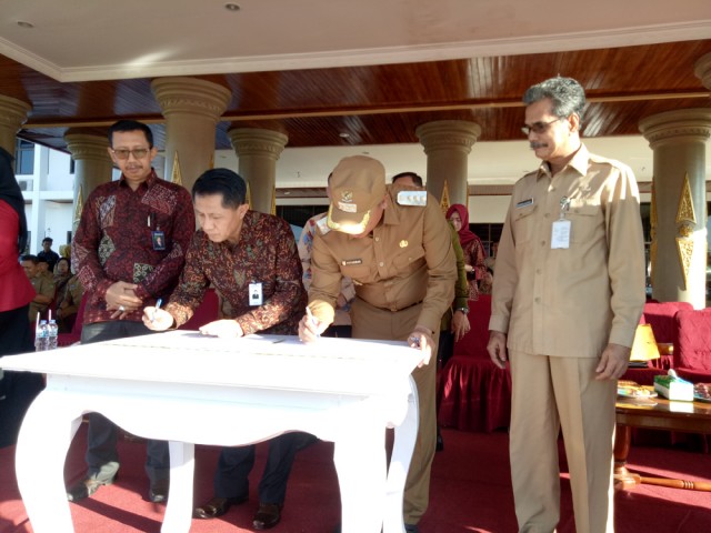 Lebih Besar Biaya Administrasi di Bank Riau, Pemkab Rohul Pindahkan Kasda Ke BRI
